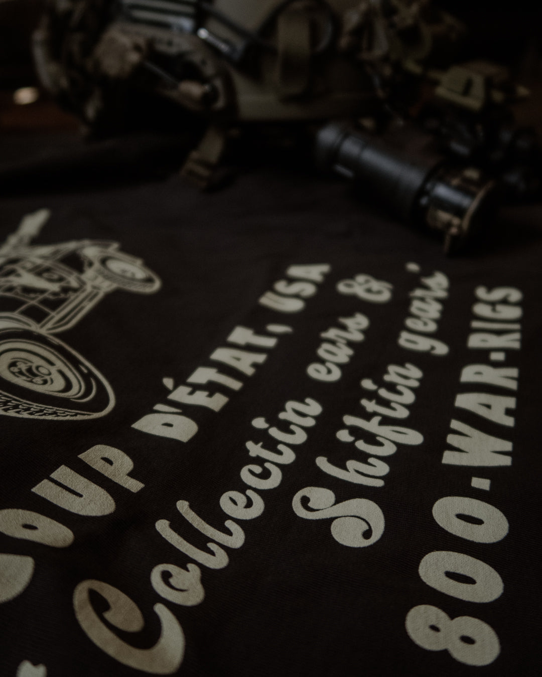WAR RIG TEE