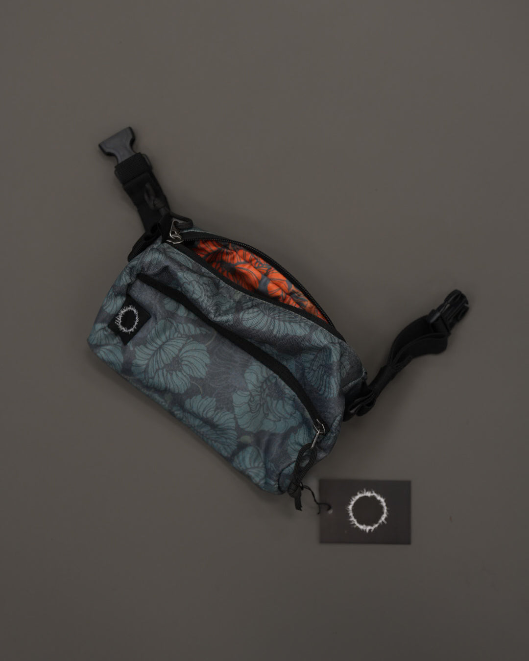 Classic Poppy Fanny Pack