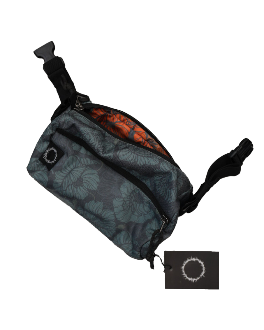 Classic Poppy Fanny Pack