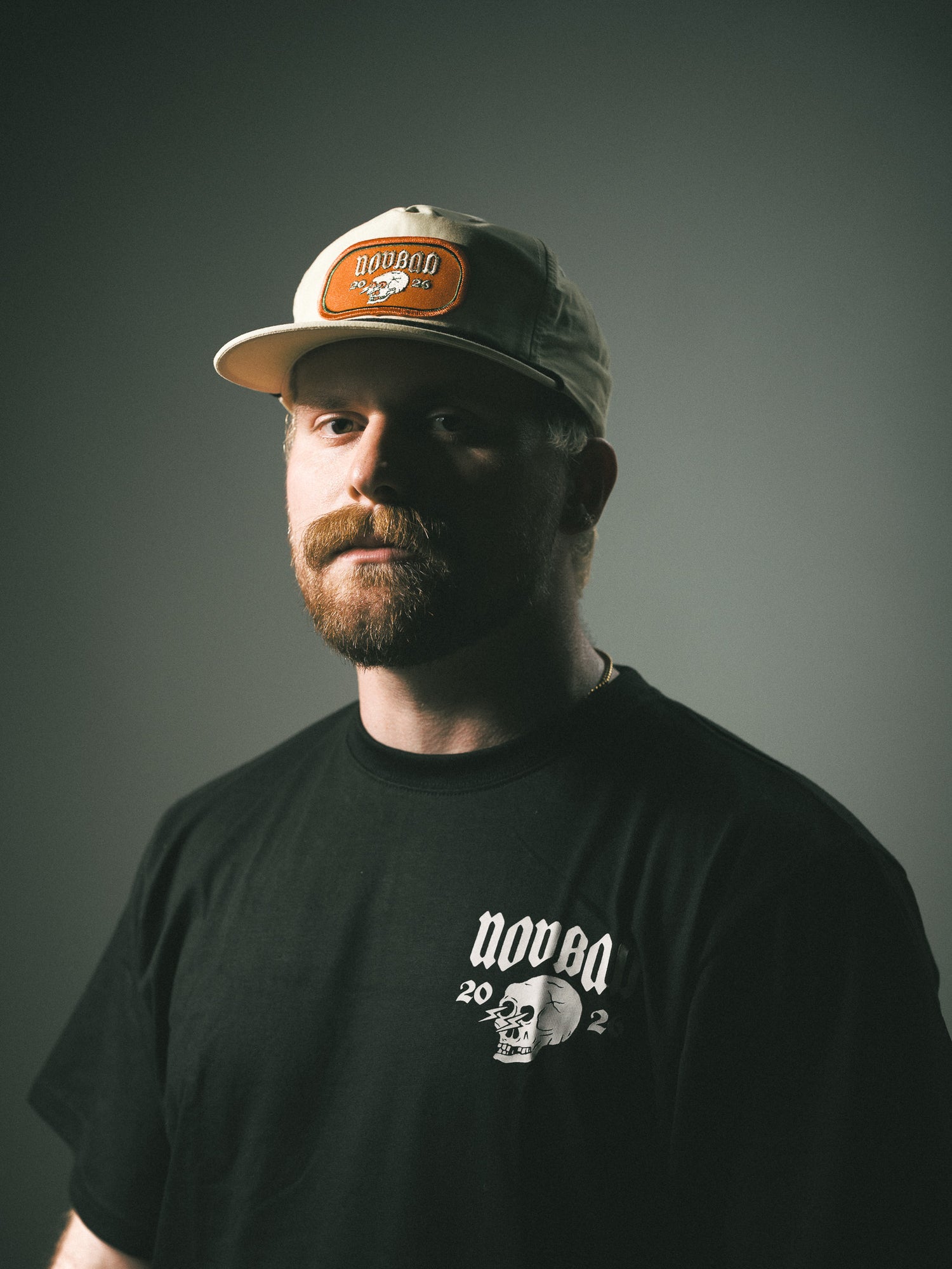NOVBAD Badge Hat